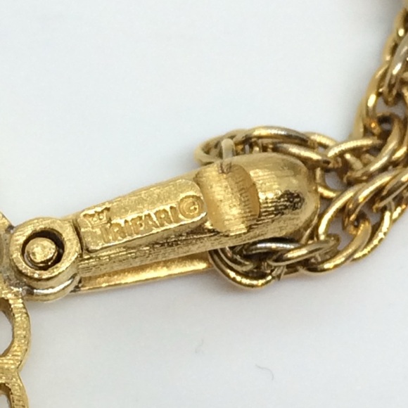 VINTAGE CROWN TRIFARI TAURUS ZODIAC MEDALLION NECKLACE GOLD TONE ASTROLOGY - Picture 9 of 15